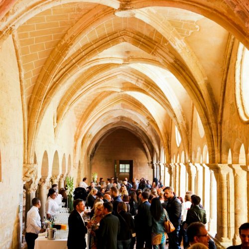 Organisation de l'assemblée générale de la CPAM à l'Abbaye de Valmagne, hérault.