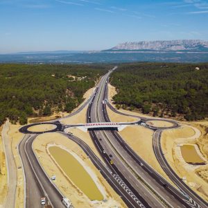 Photographie de l'échangeur autoroutes Belcodene